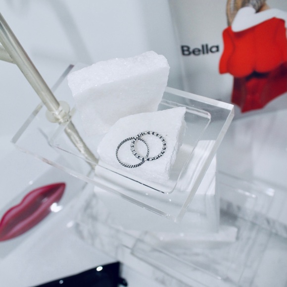 PANDORA Essential Stackable Rings - Picture 3 of 3